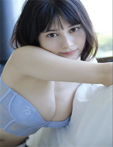 高中生被C到爽哭视频免费,带着震动去上课H